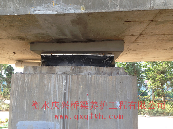 遼寧鐵路轉軸式支座更換工程